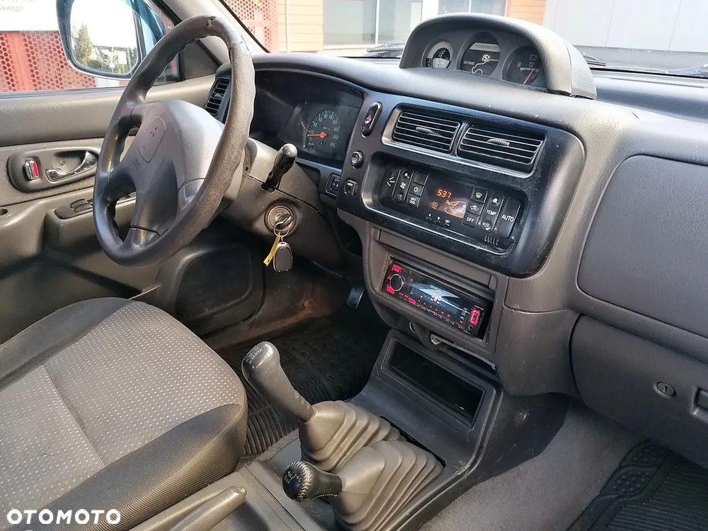 Mitsubishi L200 - 3