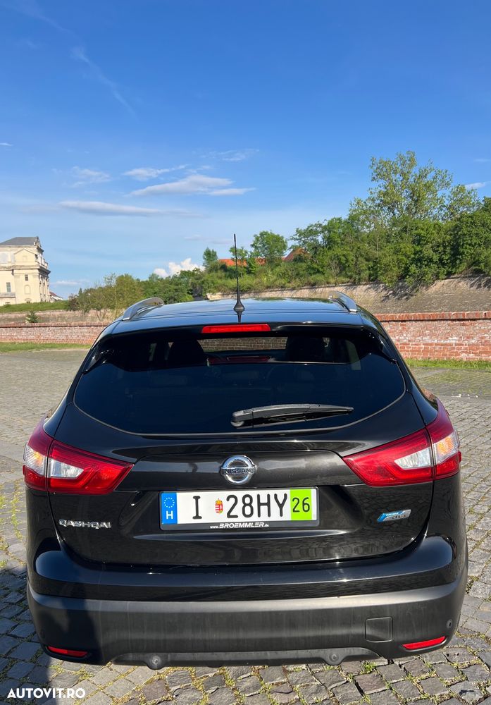 Nissan Qashqai 1.6 DCI TEKNA+ - 14