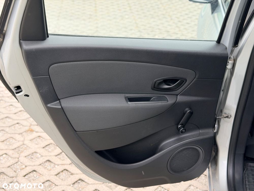 Renault Scenic 1.5 dCi FAP eco - 20