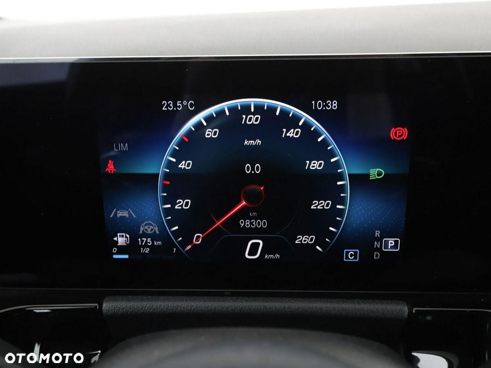 Mercedes-Benz GLA 220 d 4Matic 8G-DCT AMG Line - 23