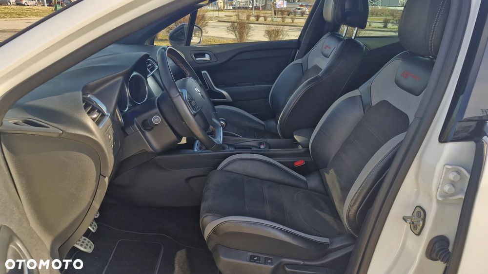 Citroën DS4 Crossback BlueHDi 120 S&S - 13