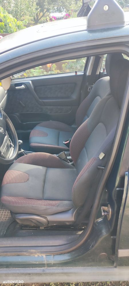 Opel Astra 1.6i 16V Elegance - 3