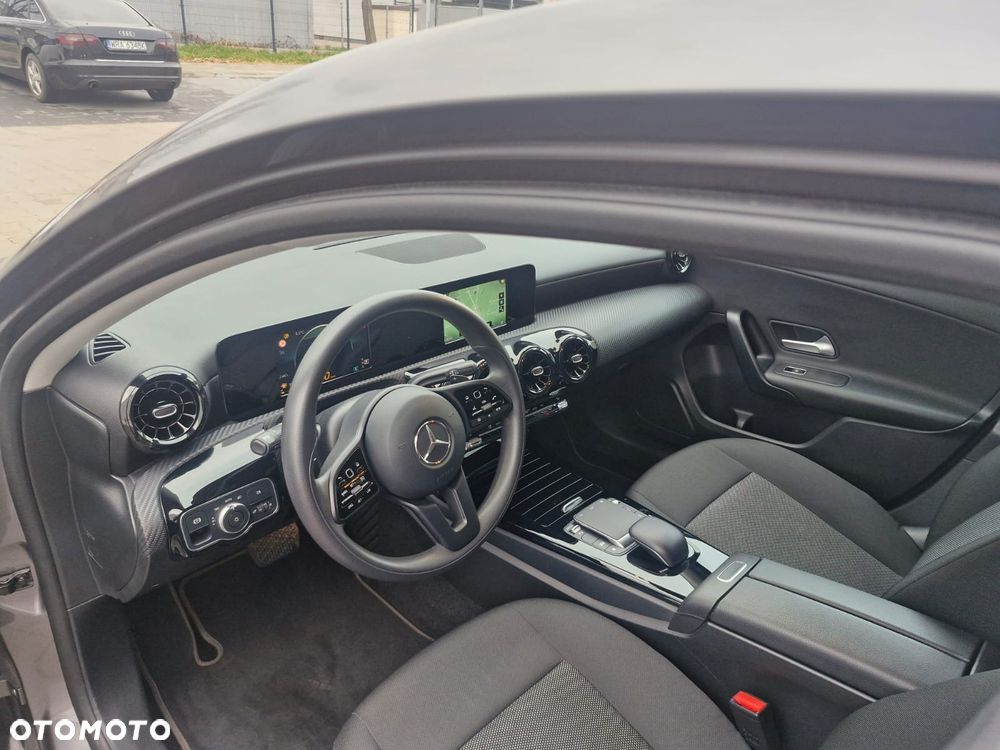 Mercedes-Benz Klasa A 180 d 7G-DCT - 7