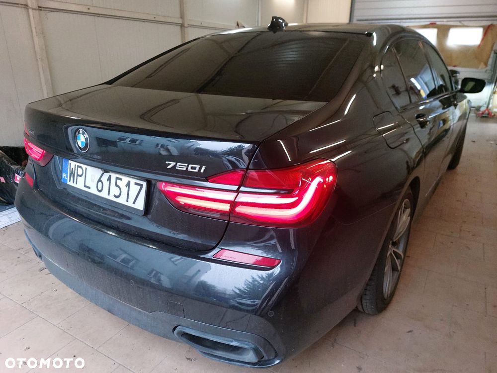 BMW Seria 7 750Li xDrive Edition Exclusive - 1