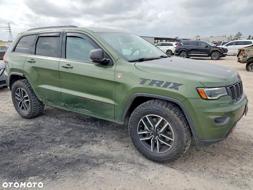 Jeep Grand Cherokee - 3