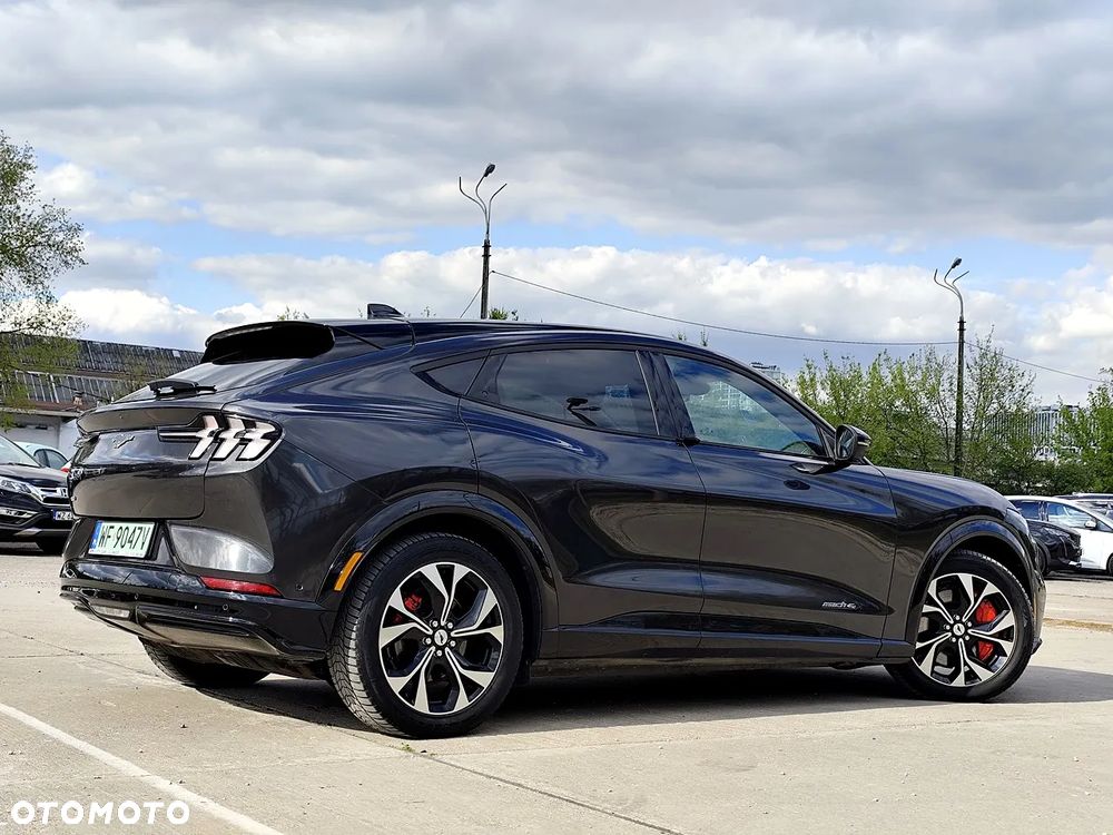 Ford Mustang Mach-E 91 kWh AWD Premium - 6