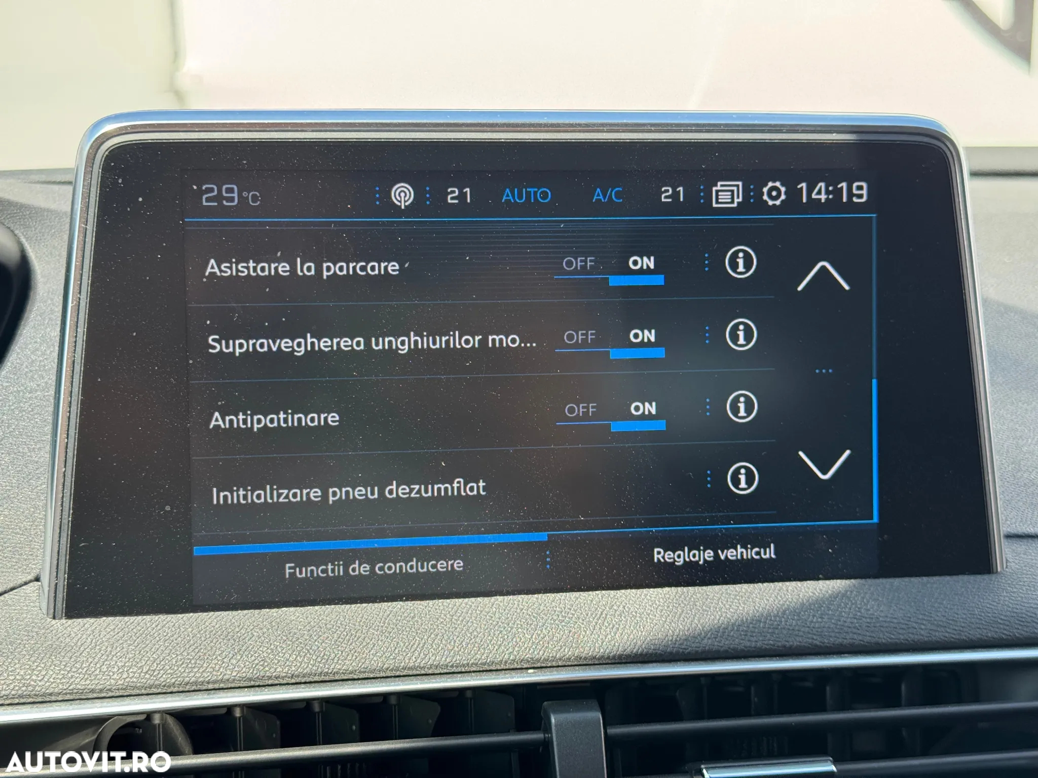 Peugeot 3008 1.5 BlueHDI 130 S&S EAT8 Allure - 22