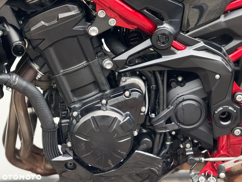 Kawasaki Z 900 - 11