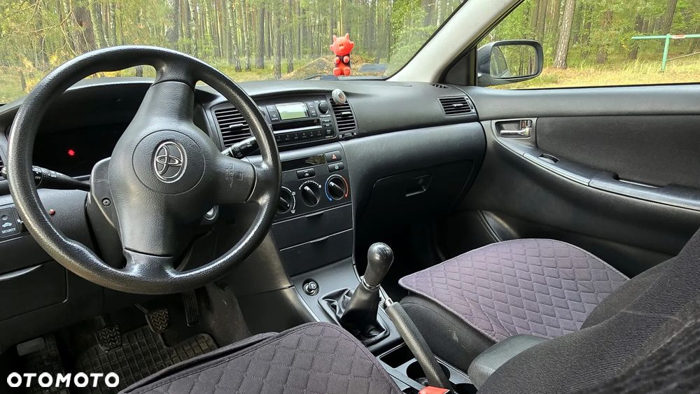 Toyota Corolla 1.6 VVT-i Terra - 9