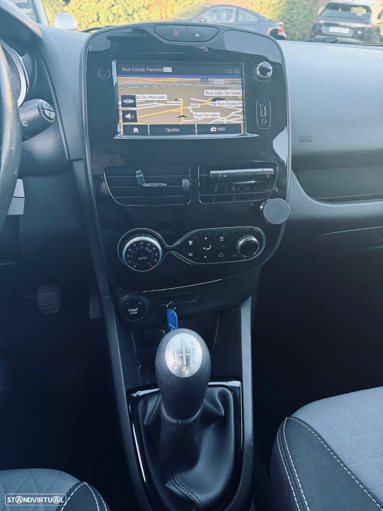 Renault Clio (Energy) dCi 90 Start & Stop LIMITED - 11