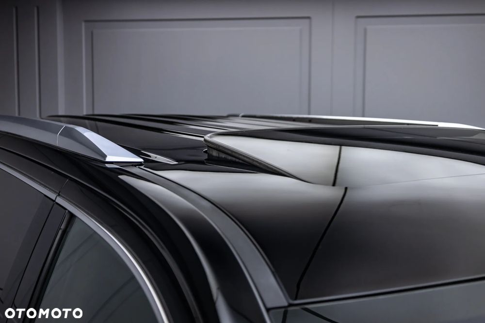 Cadillac Escalade 6.2 V8 AWD AT Platinum - 36