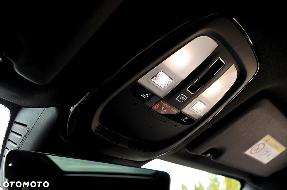Volvo XC 60 T6 AWD Recharge Geartronic RDesign - 33