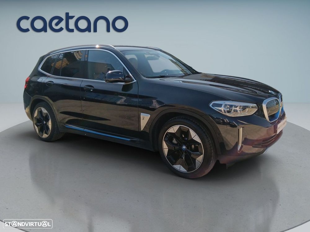 BMW iX3 Impressive - 10