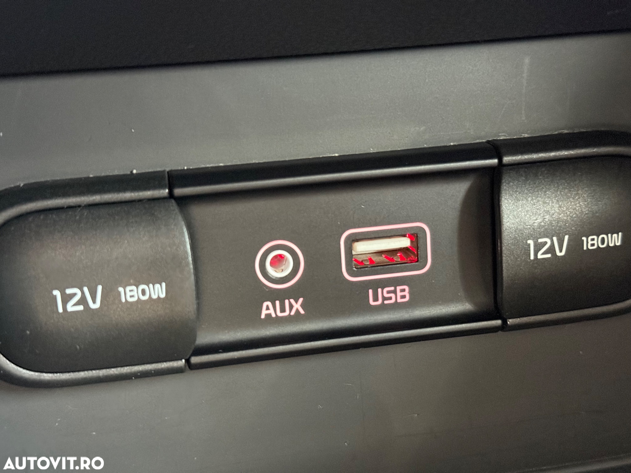 Kia Niro 1.6 GDI HEV 2WD OPF Aut. Spirit - 31
