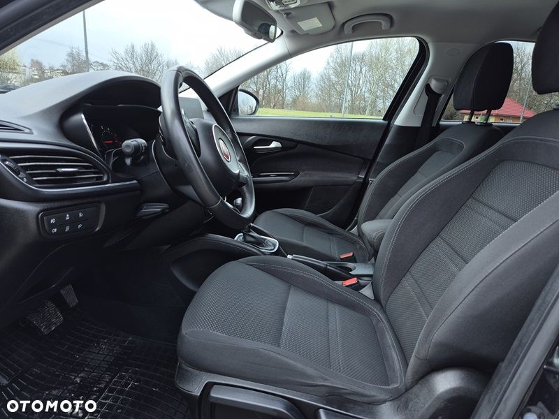 Fiat Tipo 1.6 MultiJet DCT Lounge - 12