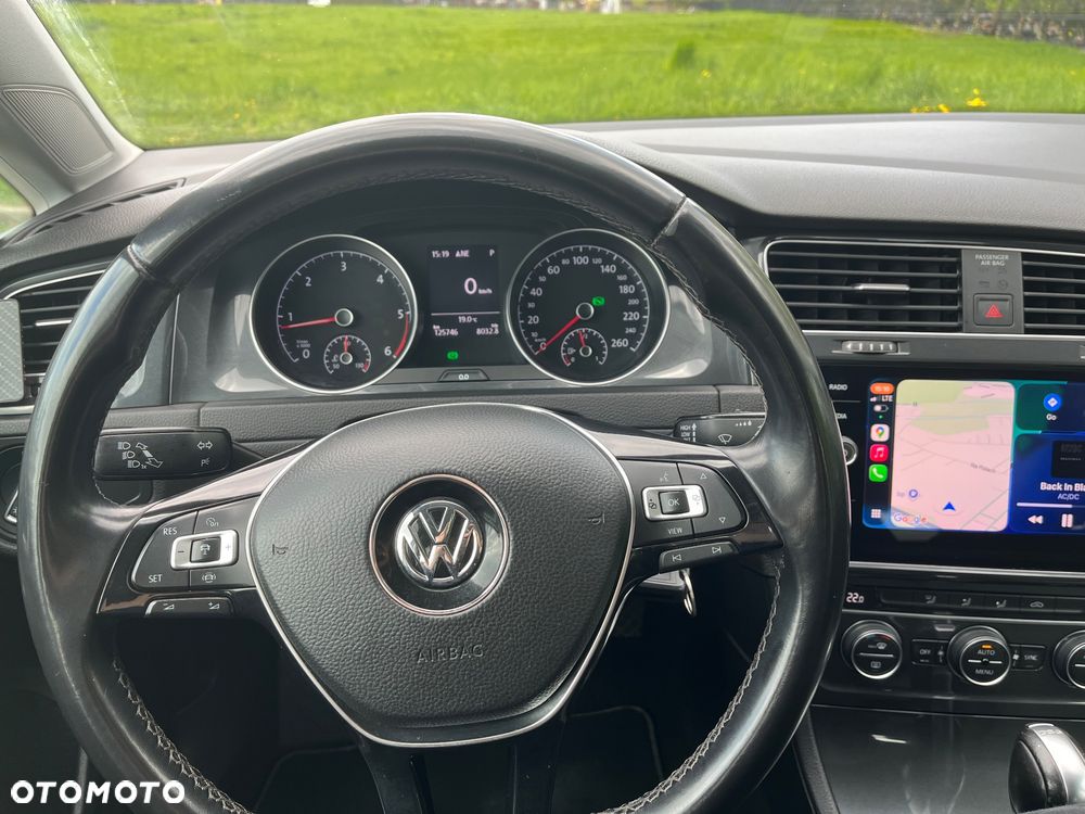 Volkswagen Golf - 12