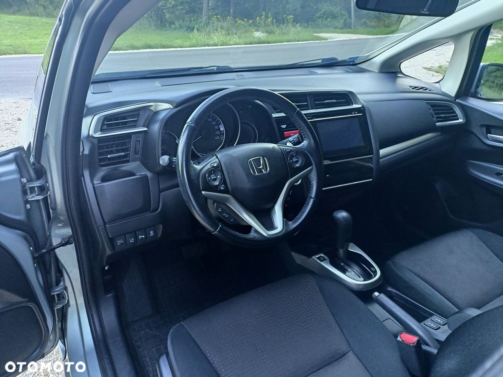 Honda Jazz 1.3 Elegance (ADAS) CVT - 12