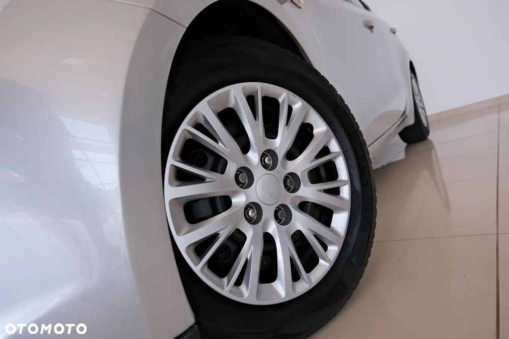 Kia Ceed 1.6 CRDi L - 12
