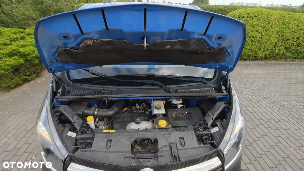 Opel Vivaro - 26