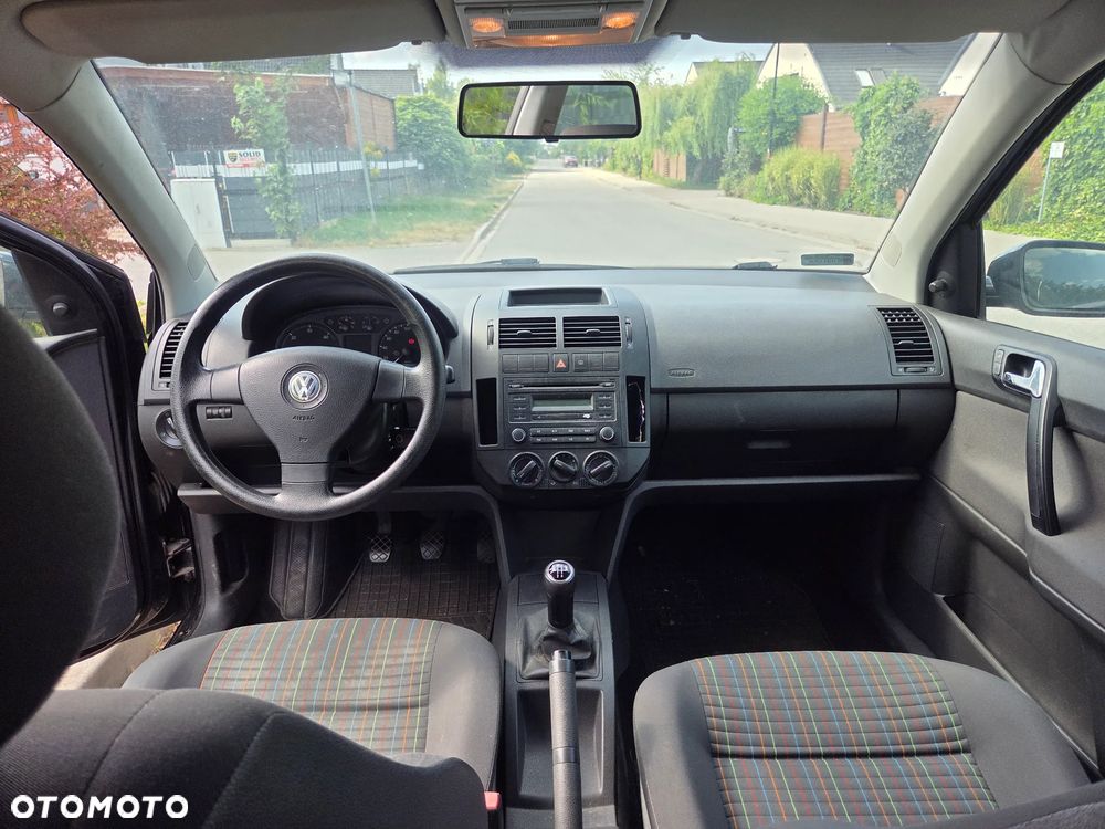 Volkswagen Polo - 21