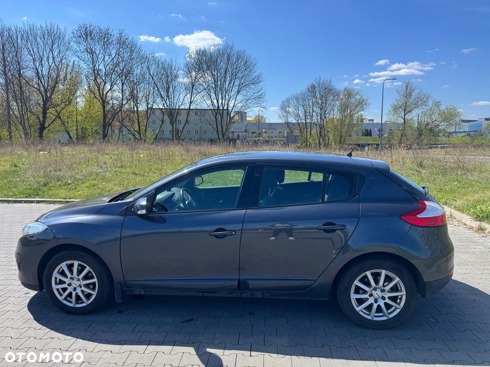 Renault Megane 1.6 16V Color Edition - 9