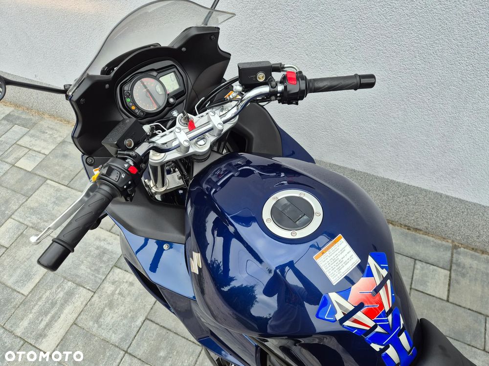Suzuki GSX - 5