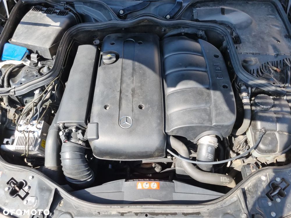 Mercedes-Benz Klasa E 220 CDI Automatik Avantgarde DPF - 16
