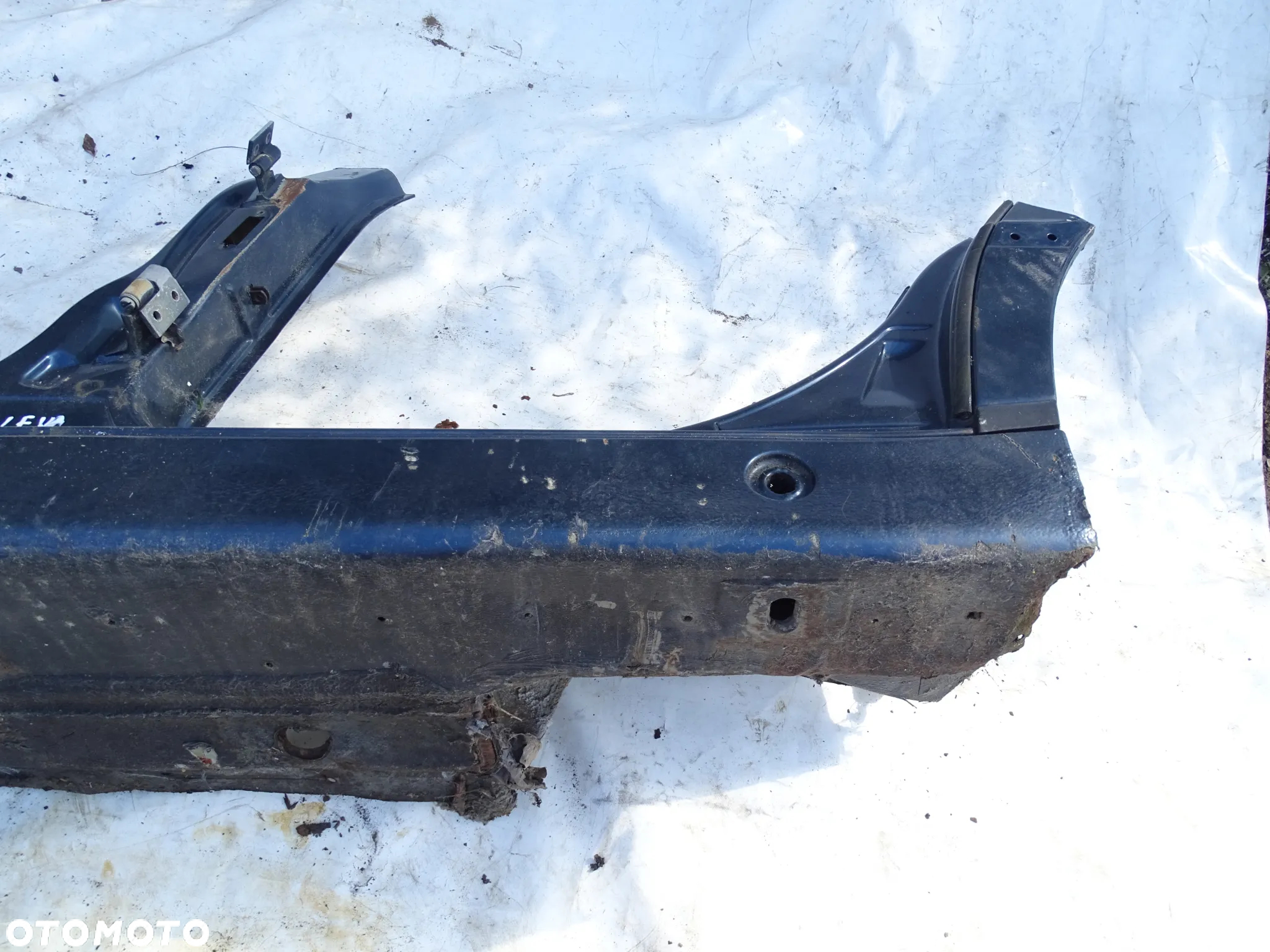 PRÓG LEWY SŁUPEK BMW E38 F-VAT - 4