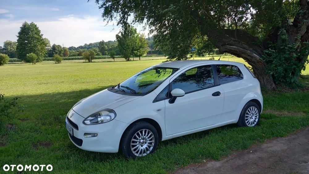 Fiat Punto 1.4 Easy S&S - 24
