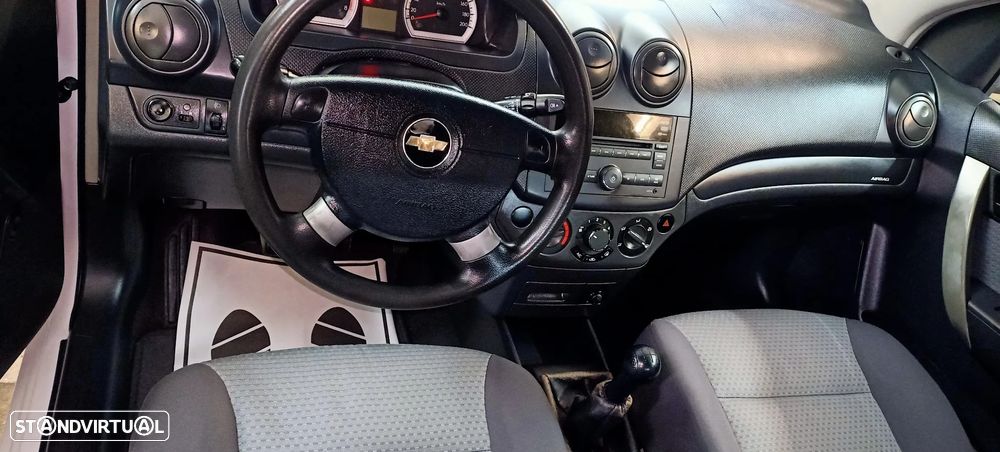 Chevrolet Aveo 1.2 LS - 8