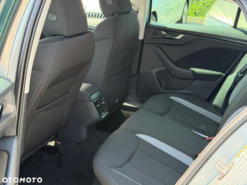 Skoda Scala 1.0 TSI Drive - 17