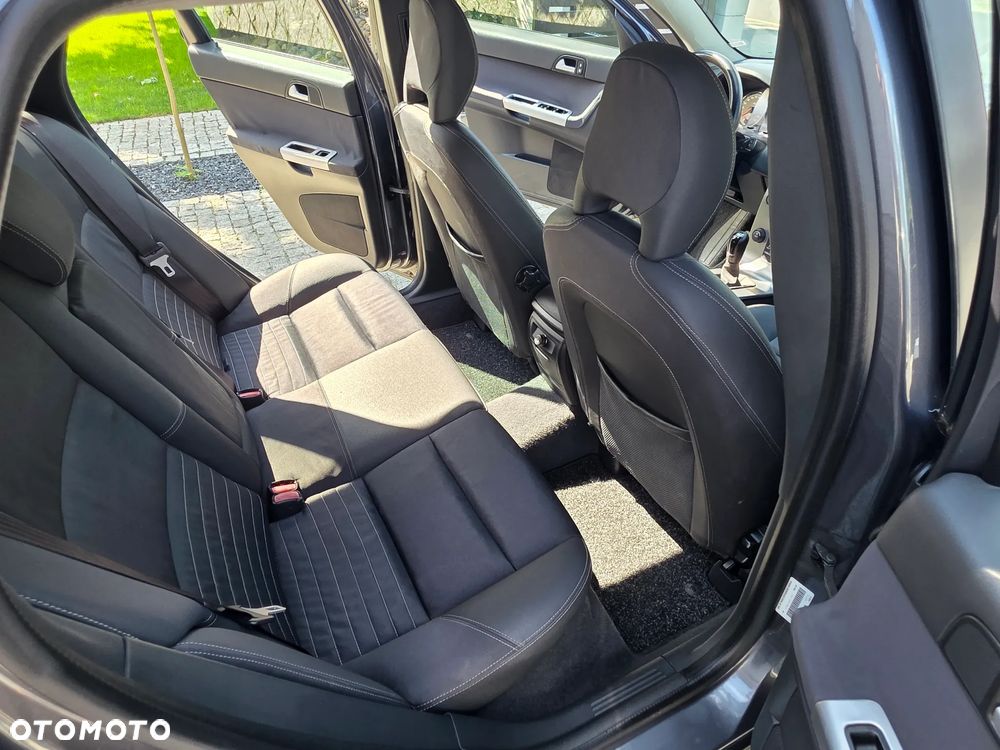Volvo V50 1.8 Edition - 19