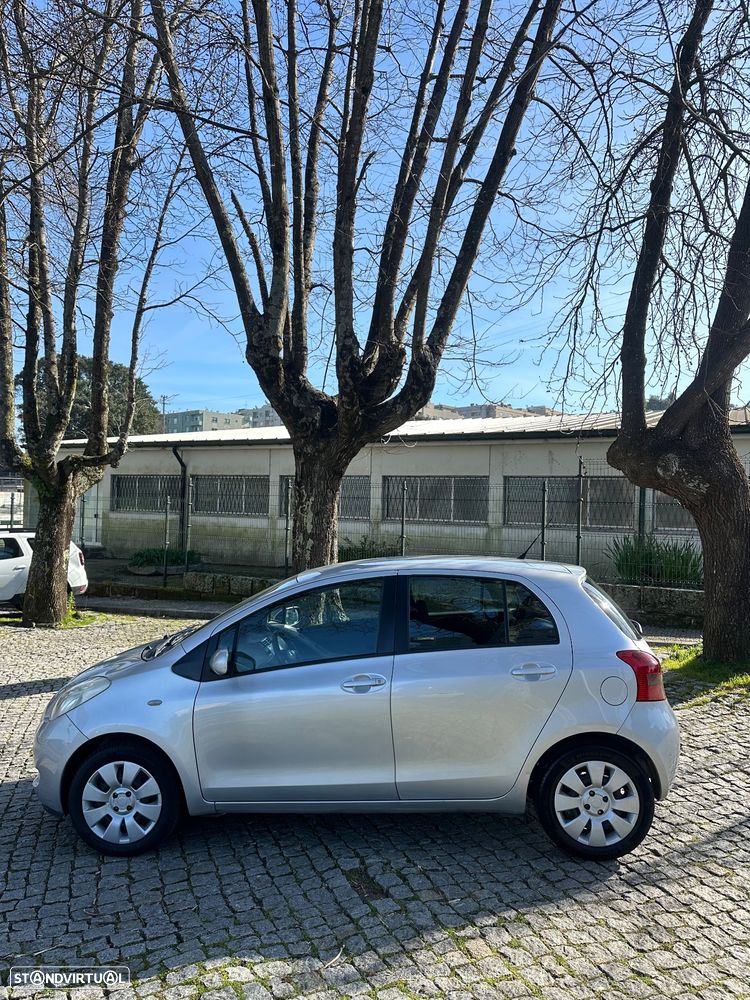 Toyota Yaris 1.0 VVT-i AC - 5