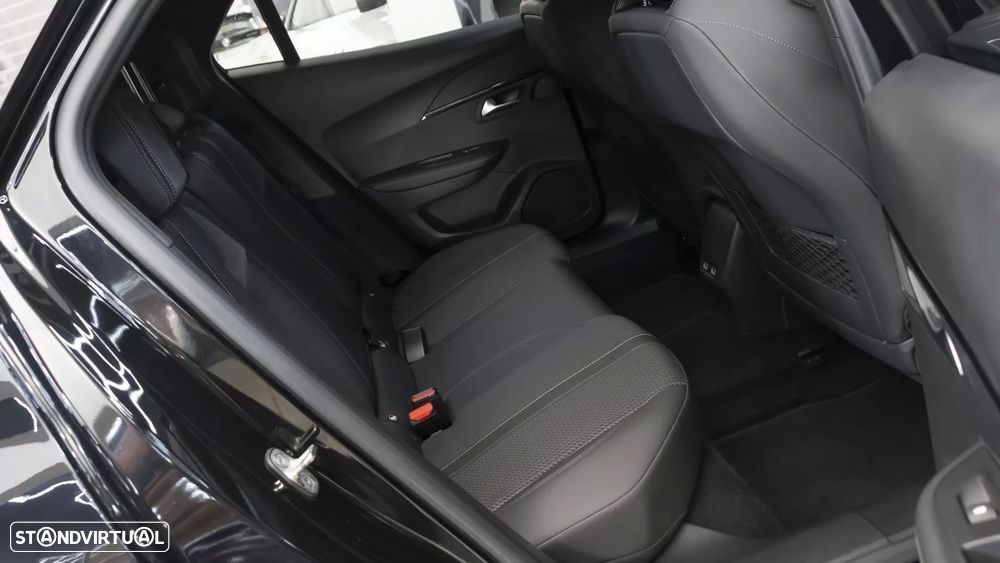 Peugeot 2008 1.5 BlueHDi GT Line EAT8 - 12