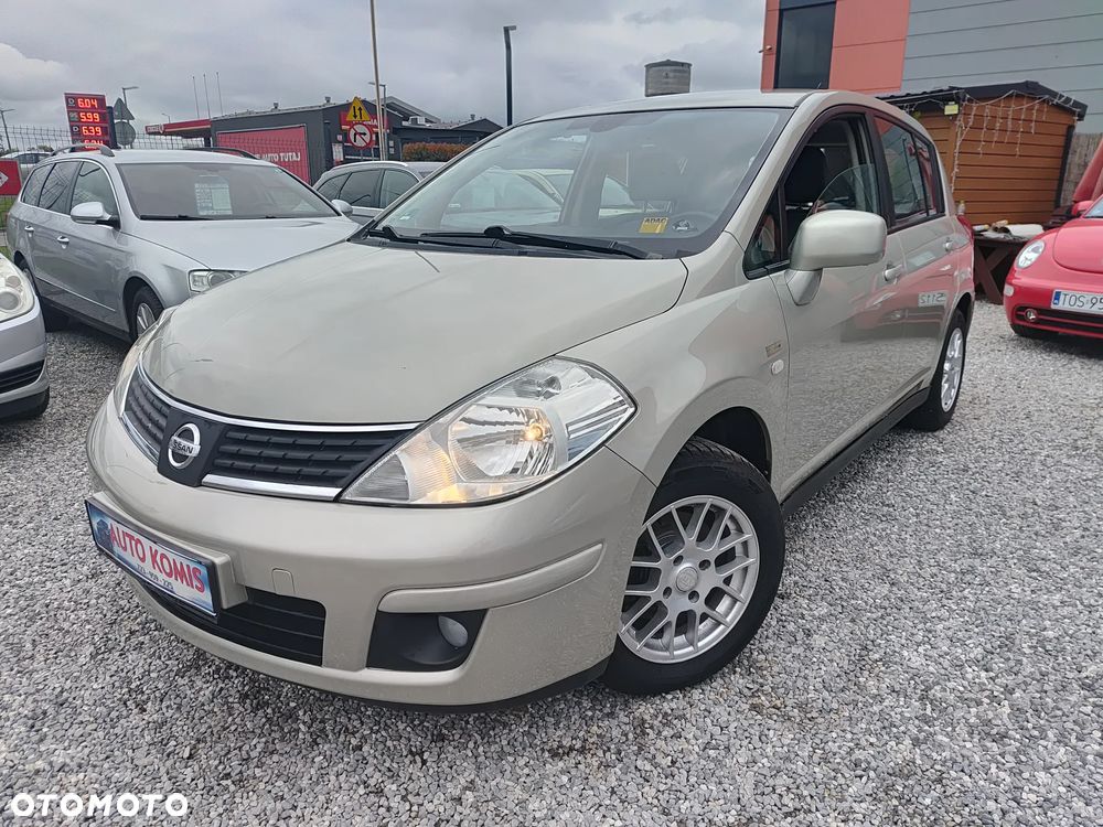 Nissan Tiida 1.6 Acenta - 1