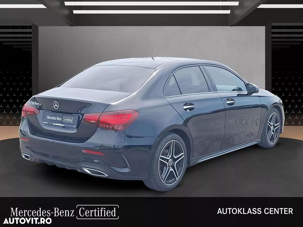 Mercedes-Benz A 200 d Sedan 8G-DCT - 6