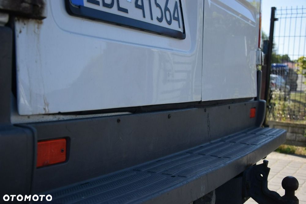 Mercedes-Benz Sprinter - 22