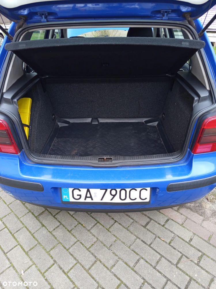 Volkswagen Golf - 9