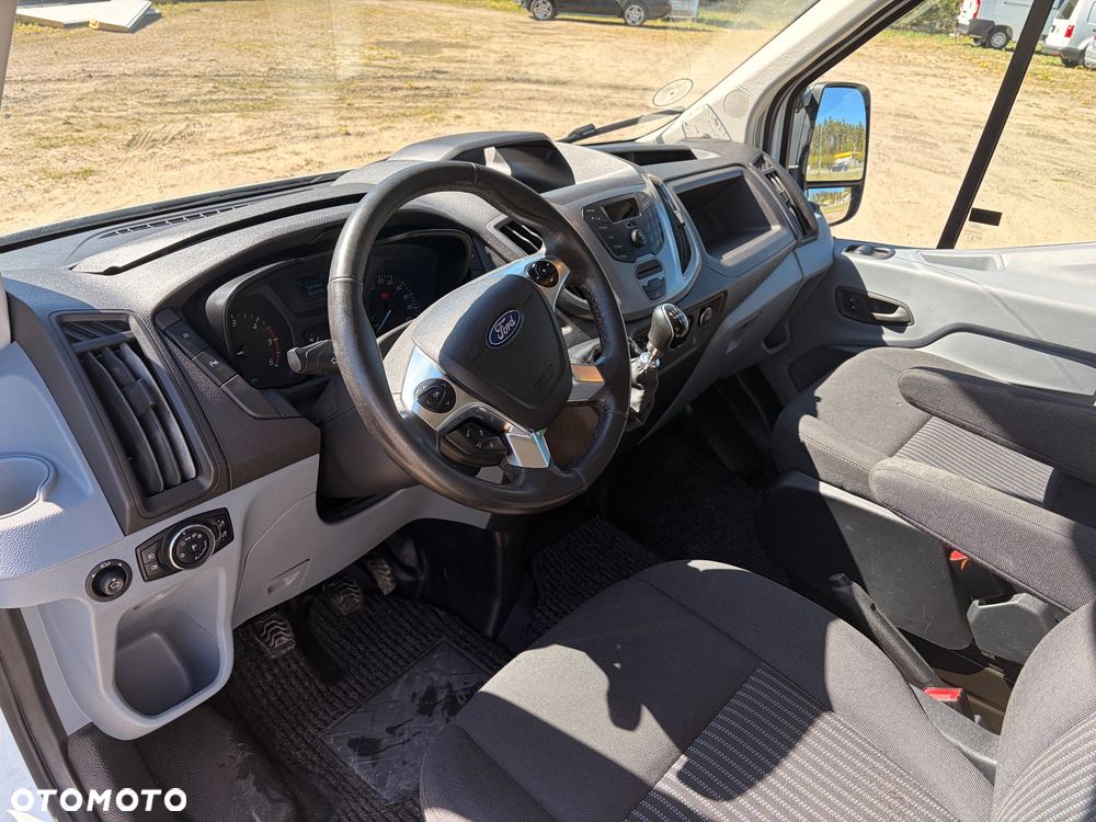 Ford Transit - 15