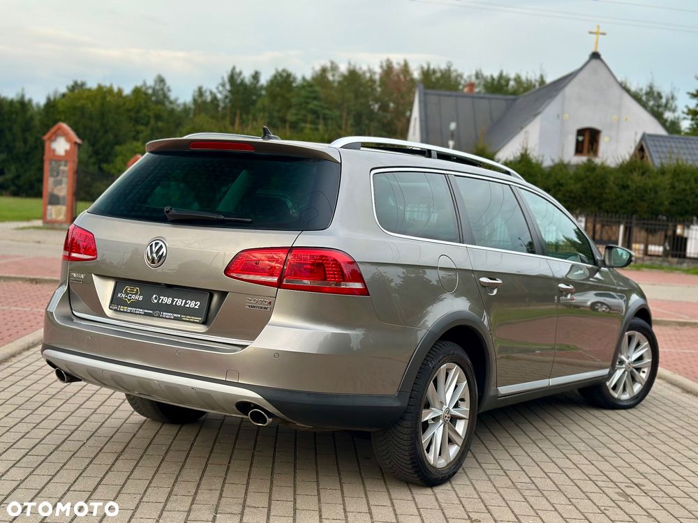 Volkswagen Passat Alltrack - 23