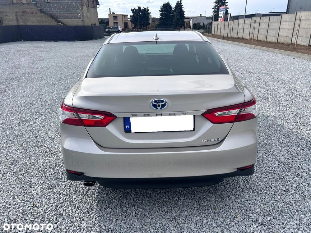 Toyota Camry 2.5 Hybrid Comfort CVT - 4