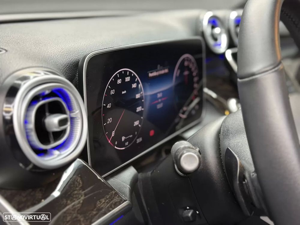 Mercedes-Benz GLC 300 e 4Matic - 30