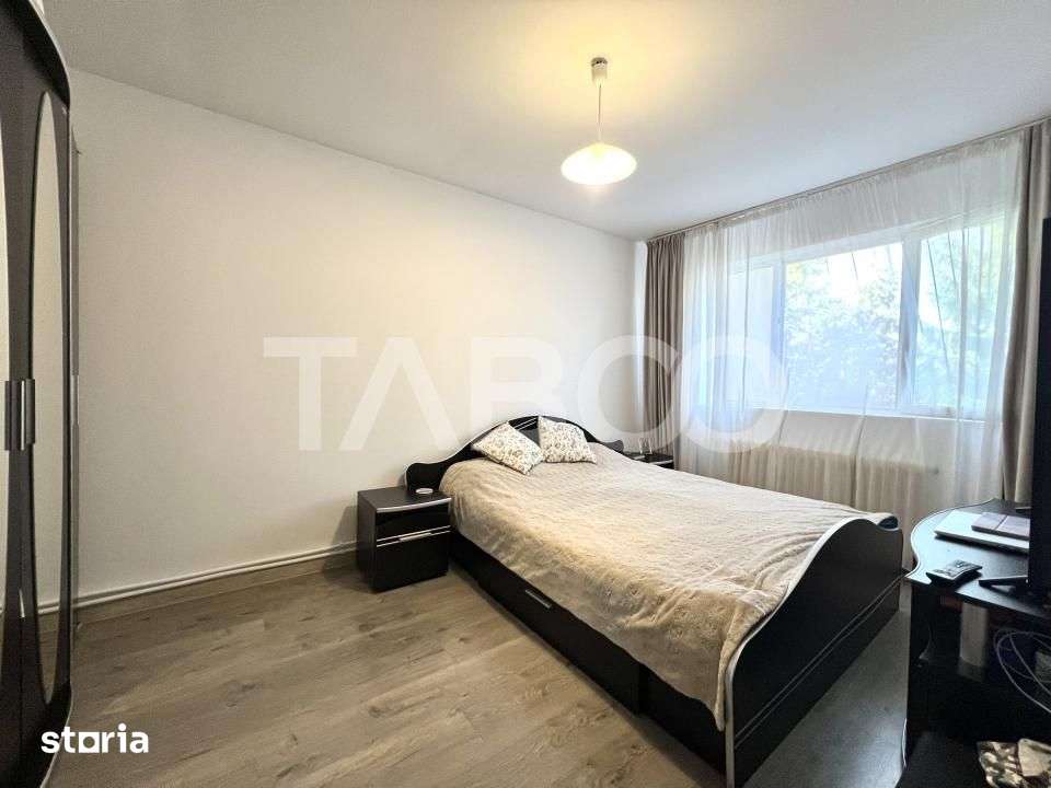 Apartament de vanzare cu 3 camere si boxa in Manastur zona BIG — fotografia 3