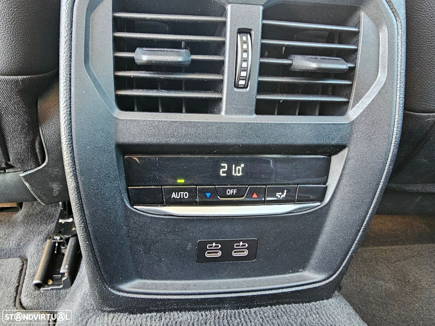 BMW 318 d Touring Auto - 13