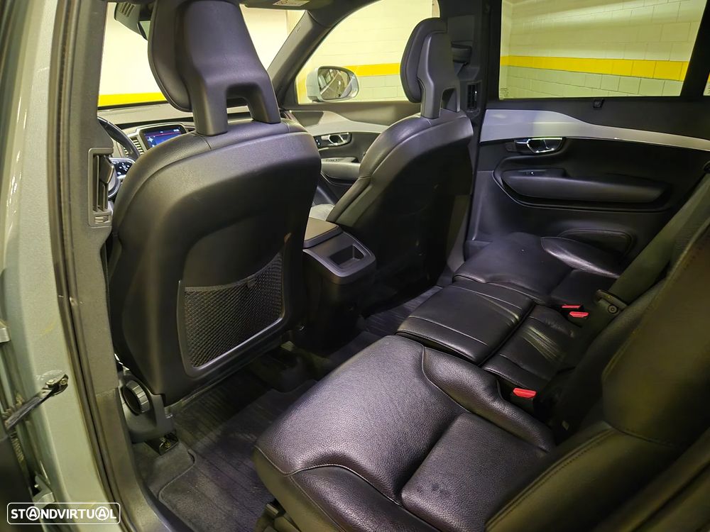 Volvo XC 90 2.0 D5 Momentum AWD - 37