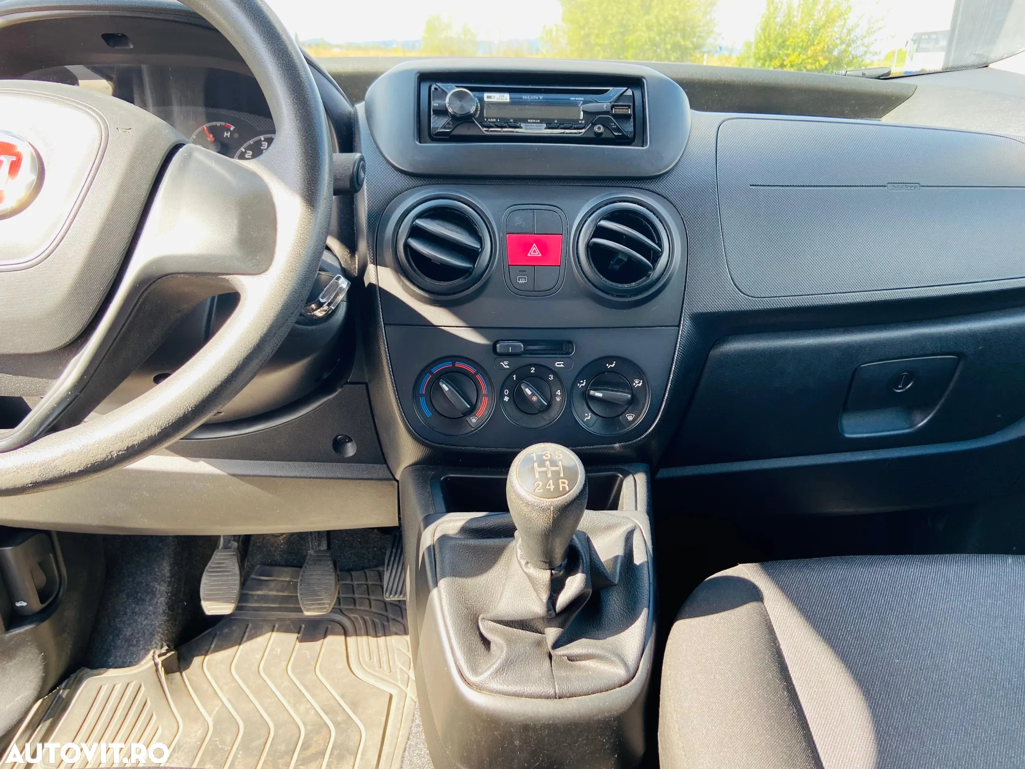 Fiat Qubo - 12