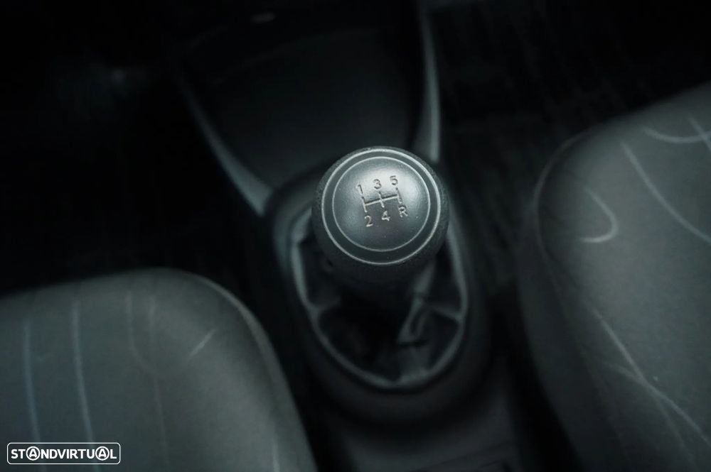 Toyota Yaris 1.0 VVT-i Comfort+AC - 15