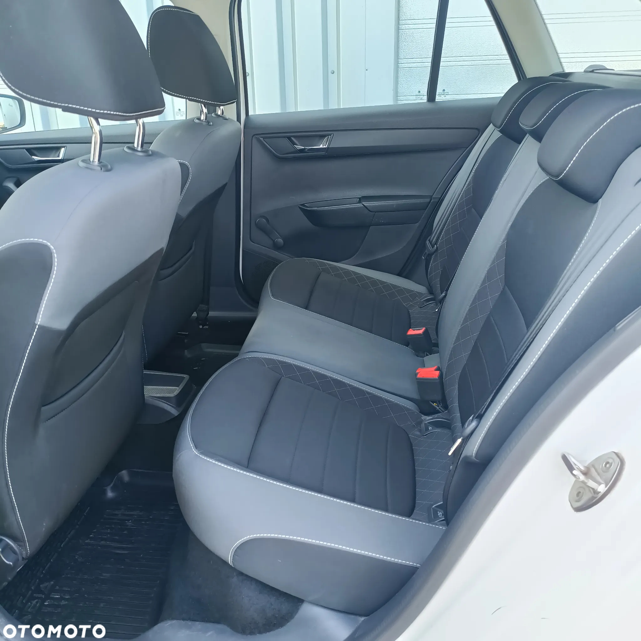 Skoda Fabia 1.0 TSI Ambition Plus - 7