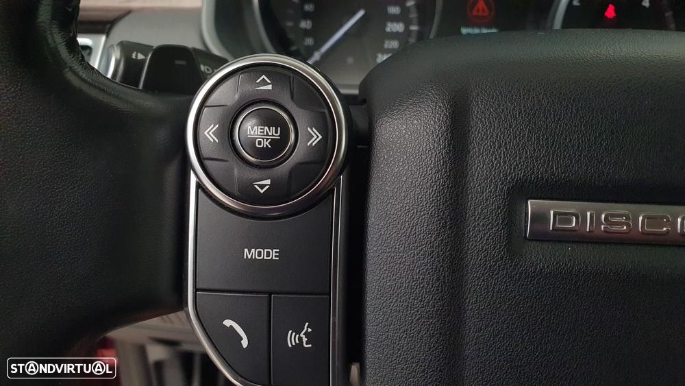 Land Rover Discovery 2.0 SD4 HSE Luxury Auto - 27