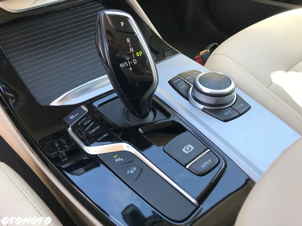 BMW X3 xDrive20d Business Edition - 29
